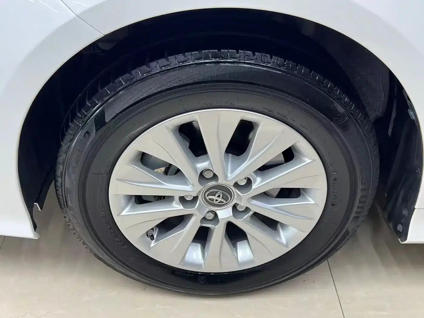 2021 Toyota Corolla 1.2T S-CVT Pioneer PLUS Edition — миниатюра 21