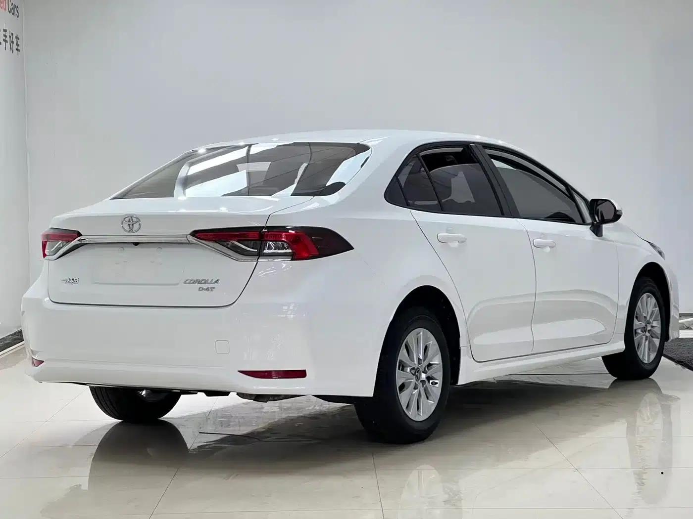 2021 Toyota Corolla 1.2T S-CVT Pioneer PLUS Edition — миниатюра 4