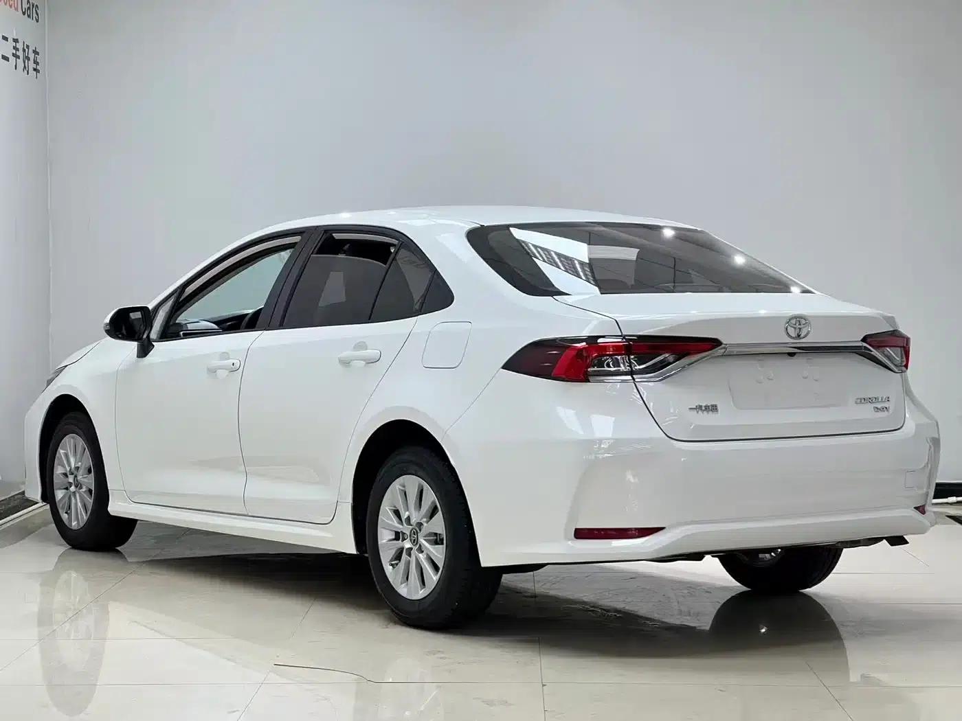 2021 Toyota Corolla 1.2T S-CVT Pioneer PLUS Edition — миниатюра 6