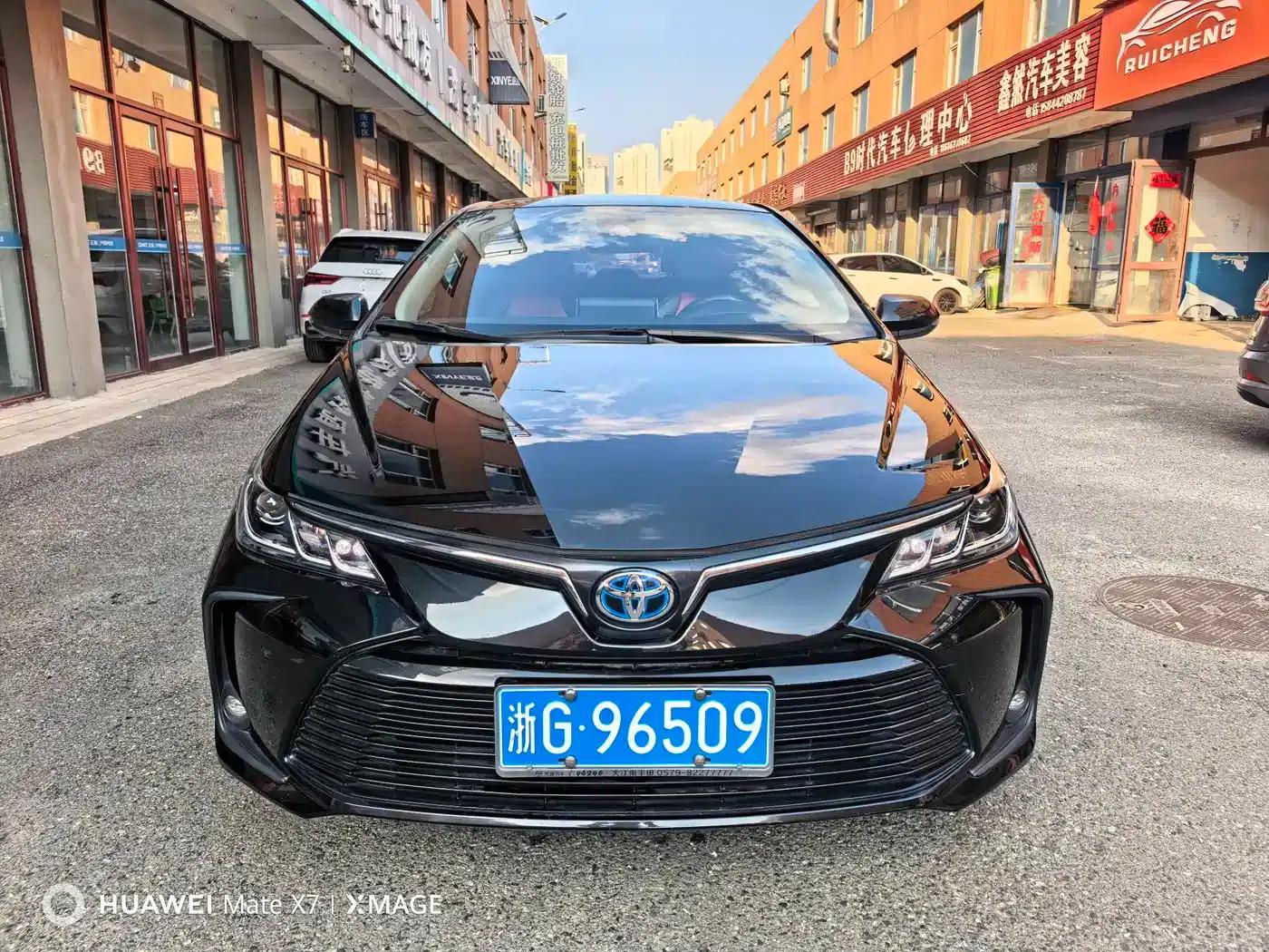 2021 Toyota Corolla Hybrid 1.8L E-CVT Elite Edition — миниатюра 1