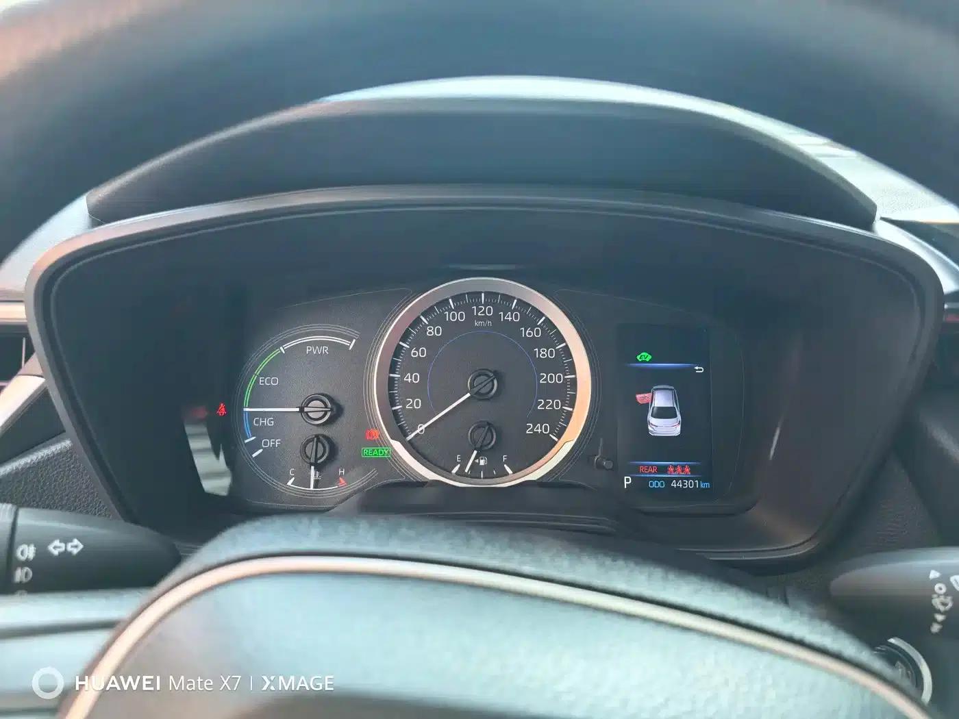 2021 Toyota Corolla Hybrid 1.8L E-CVT Elite Edition — миниатюра 18