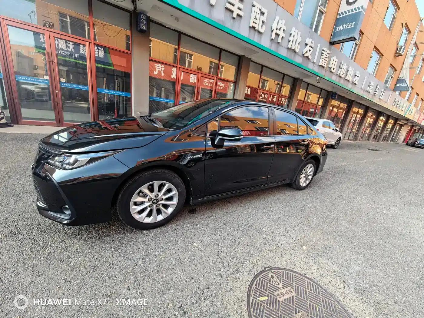 2021 Toyota Corolla Hybrid 1.8L E-CVT Elite Edition — миниатюра 5