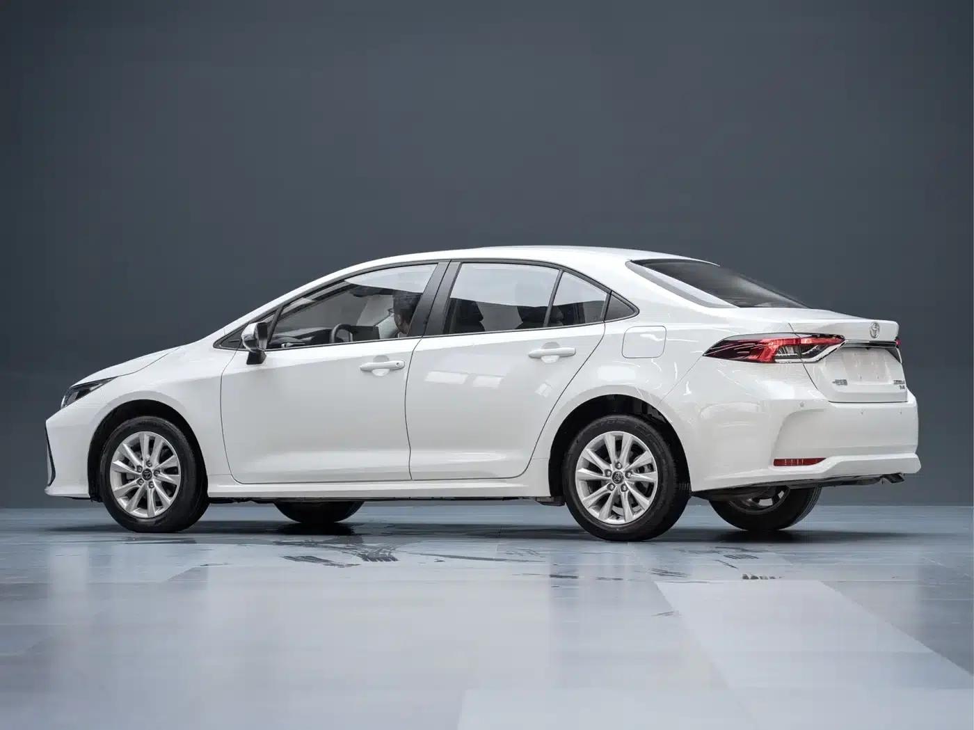 2023 Toyota Corolla 1.2T Elite Edition — миниатюра 7