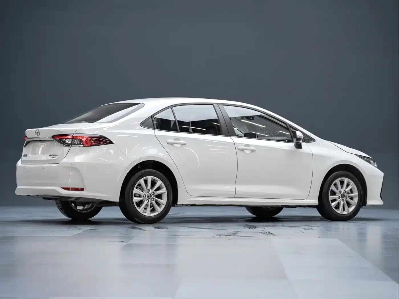 2023 Toyota Corolla 1.2T Elite Edition — миниатюра 8