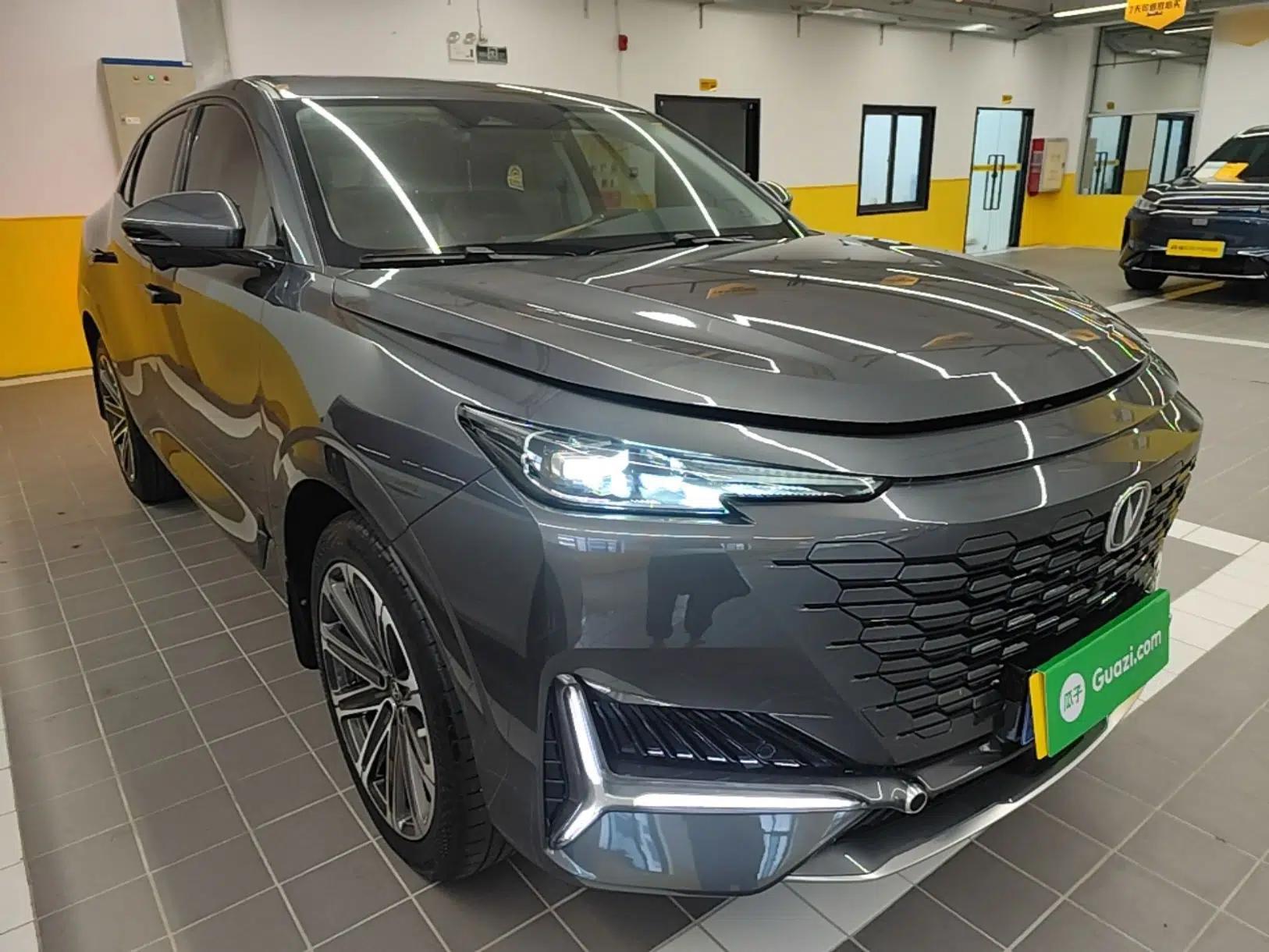 CHANGAN UNI-K 2021 2.0T All-Wheel Drive Prestige Version — миниатюра 3