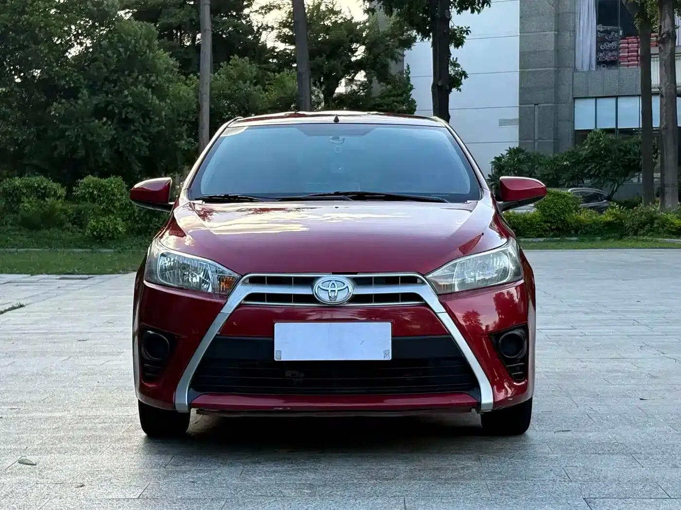 YARiS L Zhixuan 2015 1.5E Automatic Dynamic Edition — миниатюра 3
