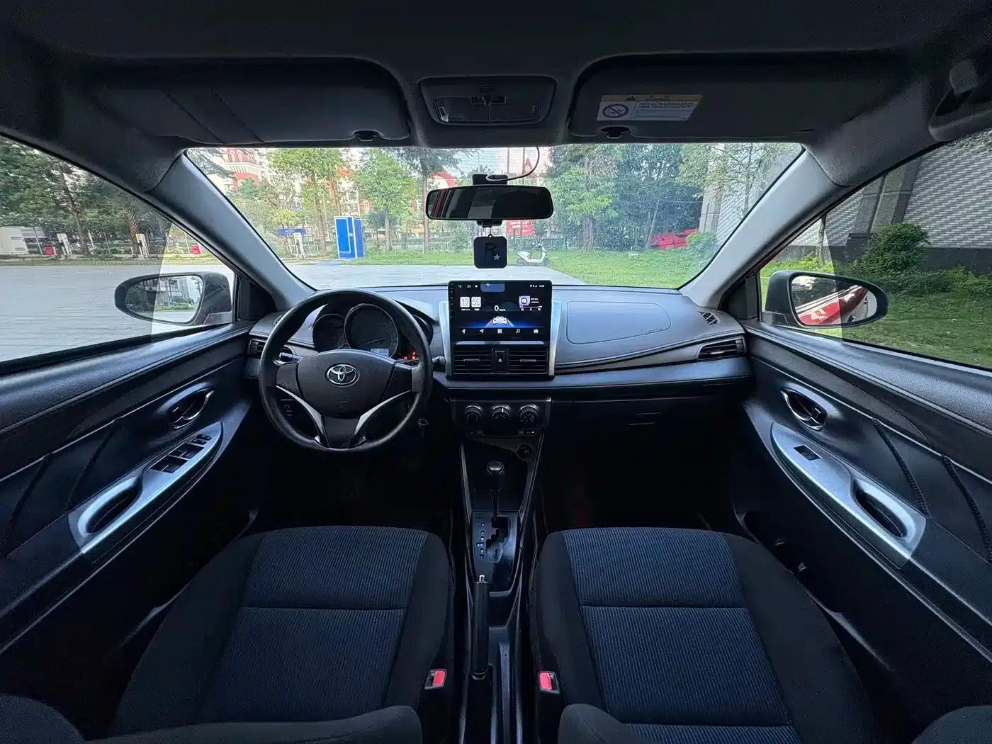YARiS L Zhixuan 2015 1.5E Automatic Dynamic Edition — миниатюра 4