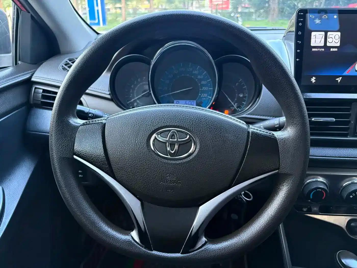 YARiS L Zhixuan 2015 1.5E Automatic Dynamic Edition — миниатюра 6