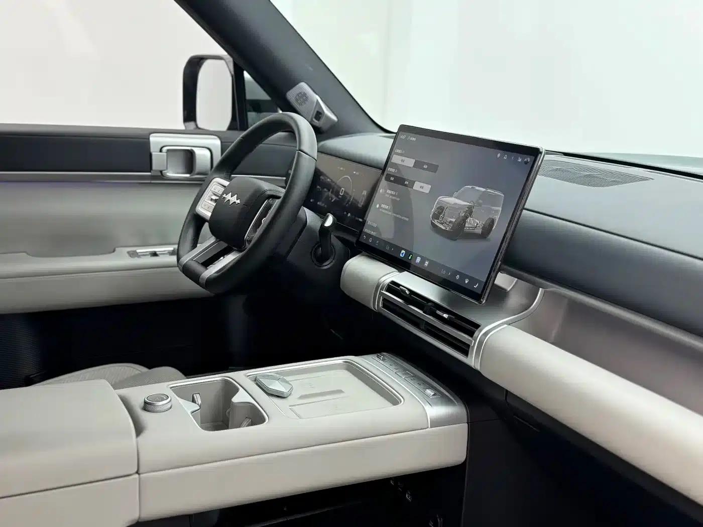 Titanium 7 2025 Model 200KM 2WD Max Edition — миниатюра 17