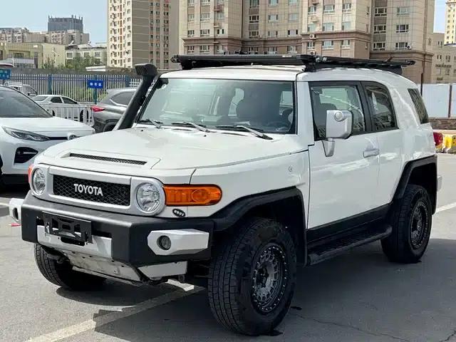 2024 FJ Cruiser 4.0L Middle East Edition