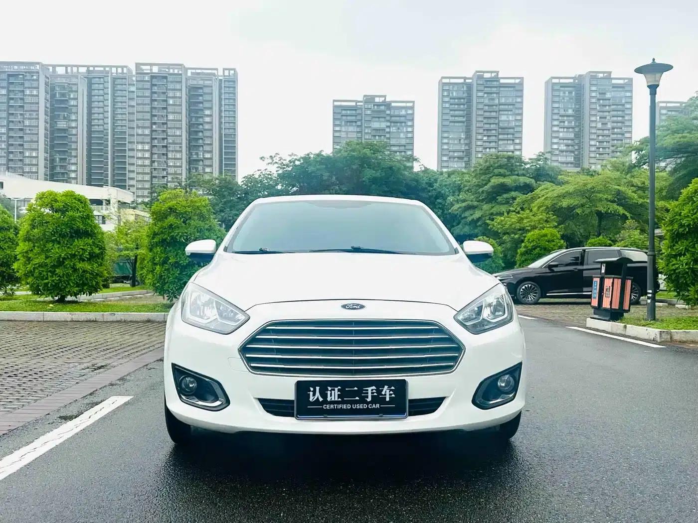 Ford Focus 2017 Happiness Edition 1.5L Automatic Fashion Model — миниатюра 3