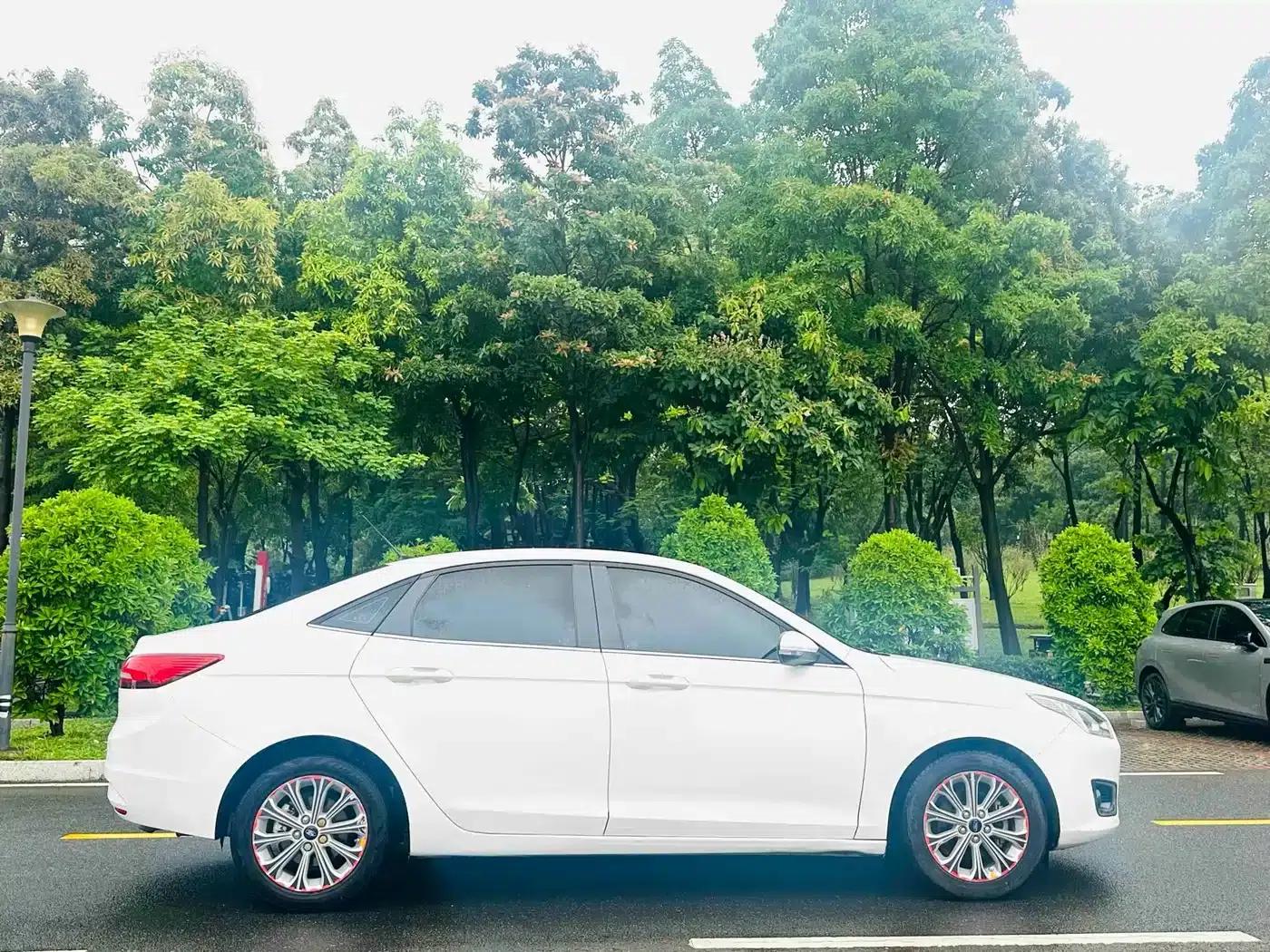 Ford Focus 2017 Happiness Edition 1.5L Automatic Fashion Model — миниатюра 5