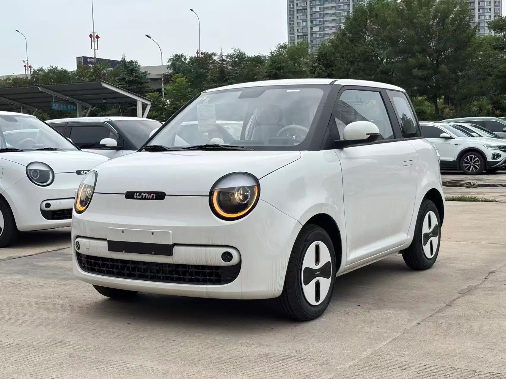 CHANGAN NEVO Lumin 2026 Model Treasure Edition 205km Passionate Beige Ningde — миниатюра 1
