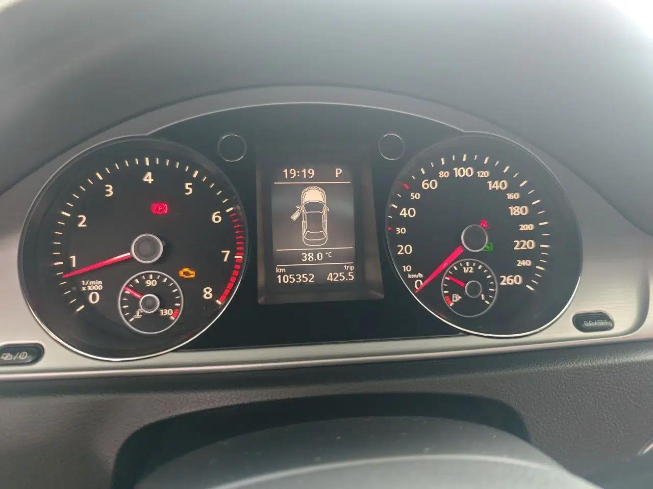 Volkswagen Magotan 2015 1.8TSI Advanced Model — миниатюра 11