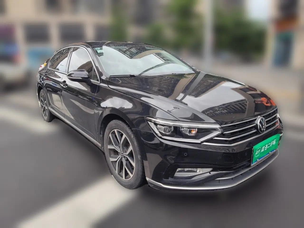 Volkswagen Magotan 2020 330TSI DSG Leading Model — миниатюра 3
