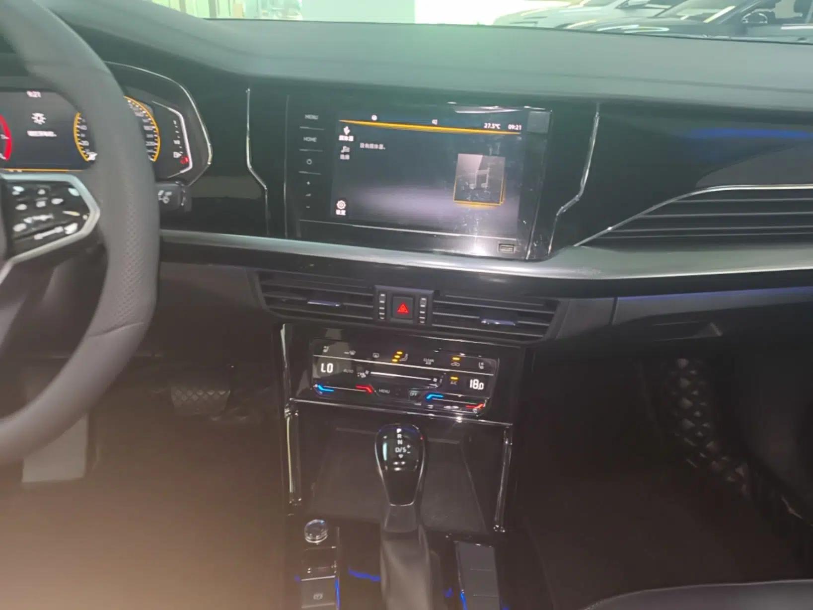 Volkswagen Passat 2024 380TSI Starry Dragon Edition — миниатюра 15