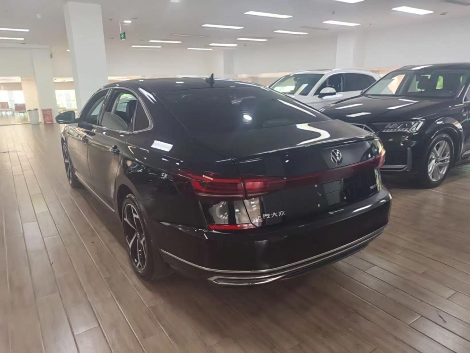 Volkswagen Passat 2024 380TSI Starry Dragon Edition — миниатюра 4