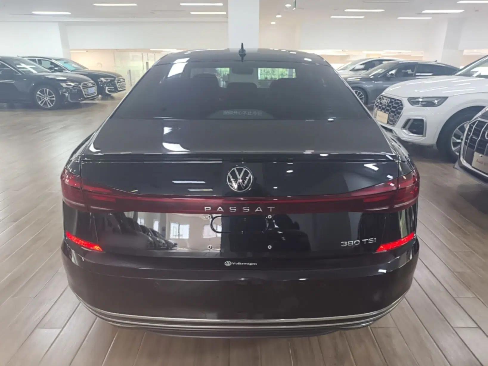 Volkswagen Passat 2024 380TSI Starry Dragon Edition — миниатюра 5