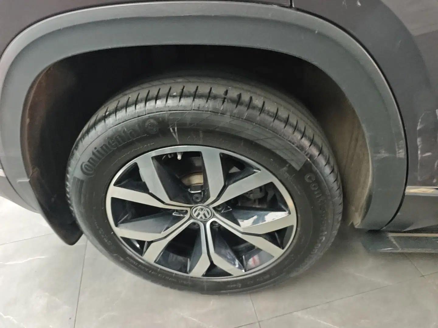 Volkswagen Teramont 2017 380TSI Four-Wheel Drive Luxury Edition — миниатюра 11