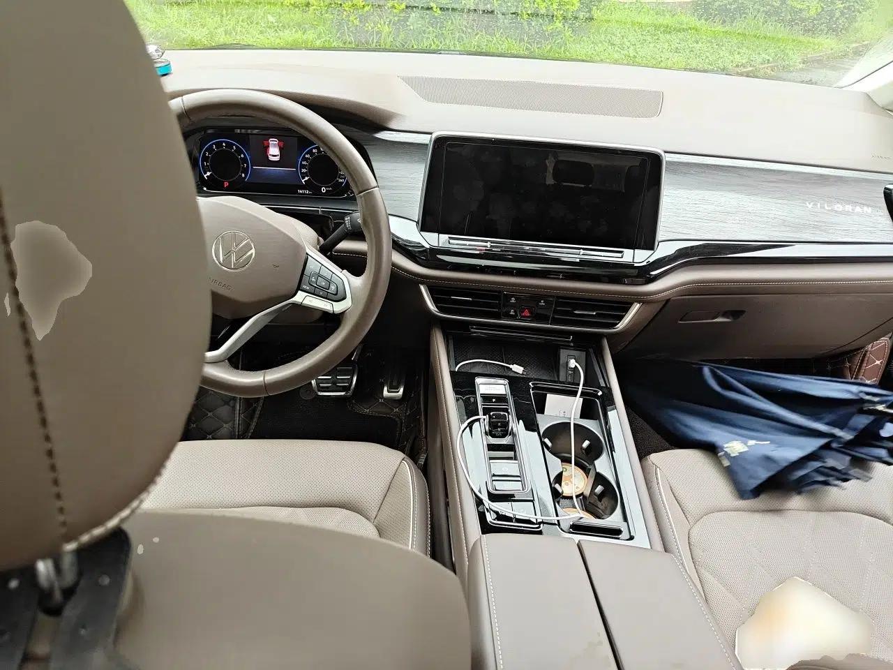 Volkswagen Viloran 2023 380TSI Prestige Edition — миниатюра 9