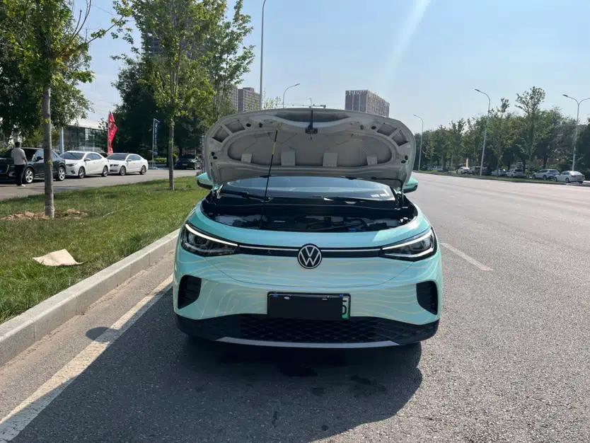 Volkswagen ID.4 CROZZ 2025 Pure Edition — миниатюра 3