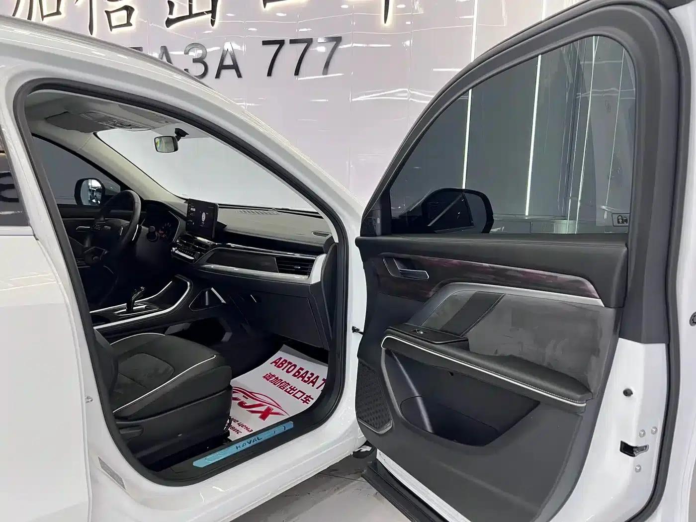 Haval H6 2023 National Trend Edition 1.5T Automatic Urban Edition — миниатюра 19