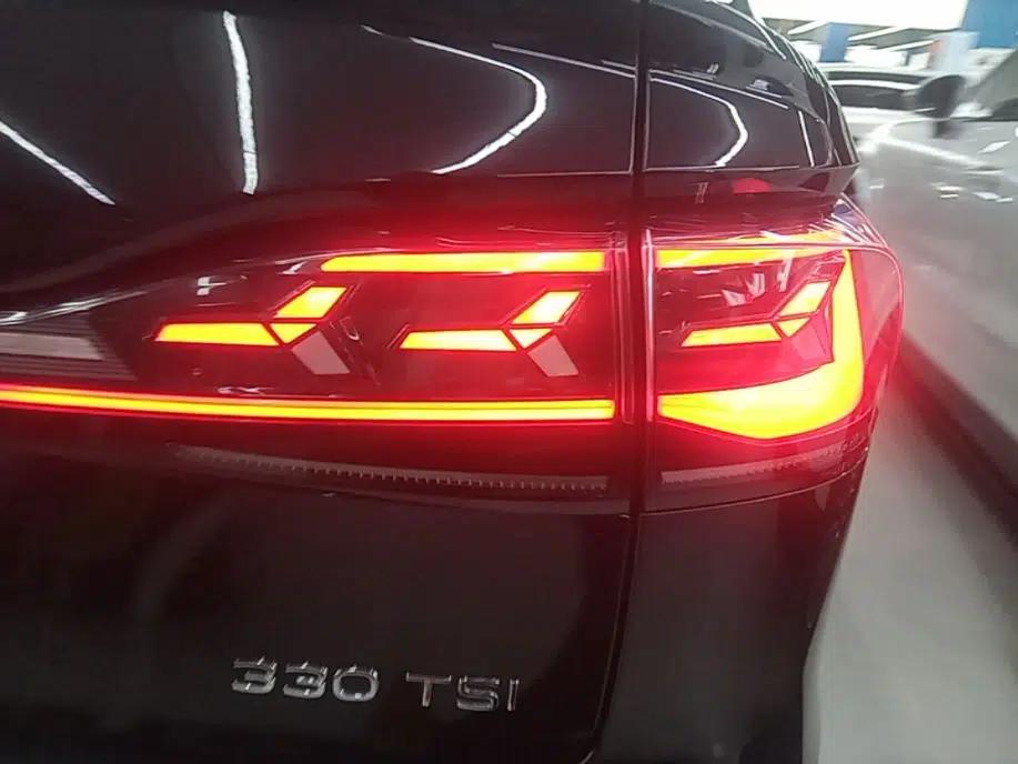 Volkswagen Tiguan X 2023 330TSI Two-Wheel-Drive Flagship Edition — миниатюра 9