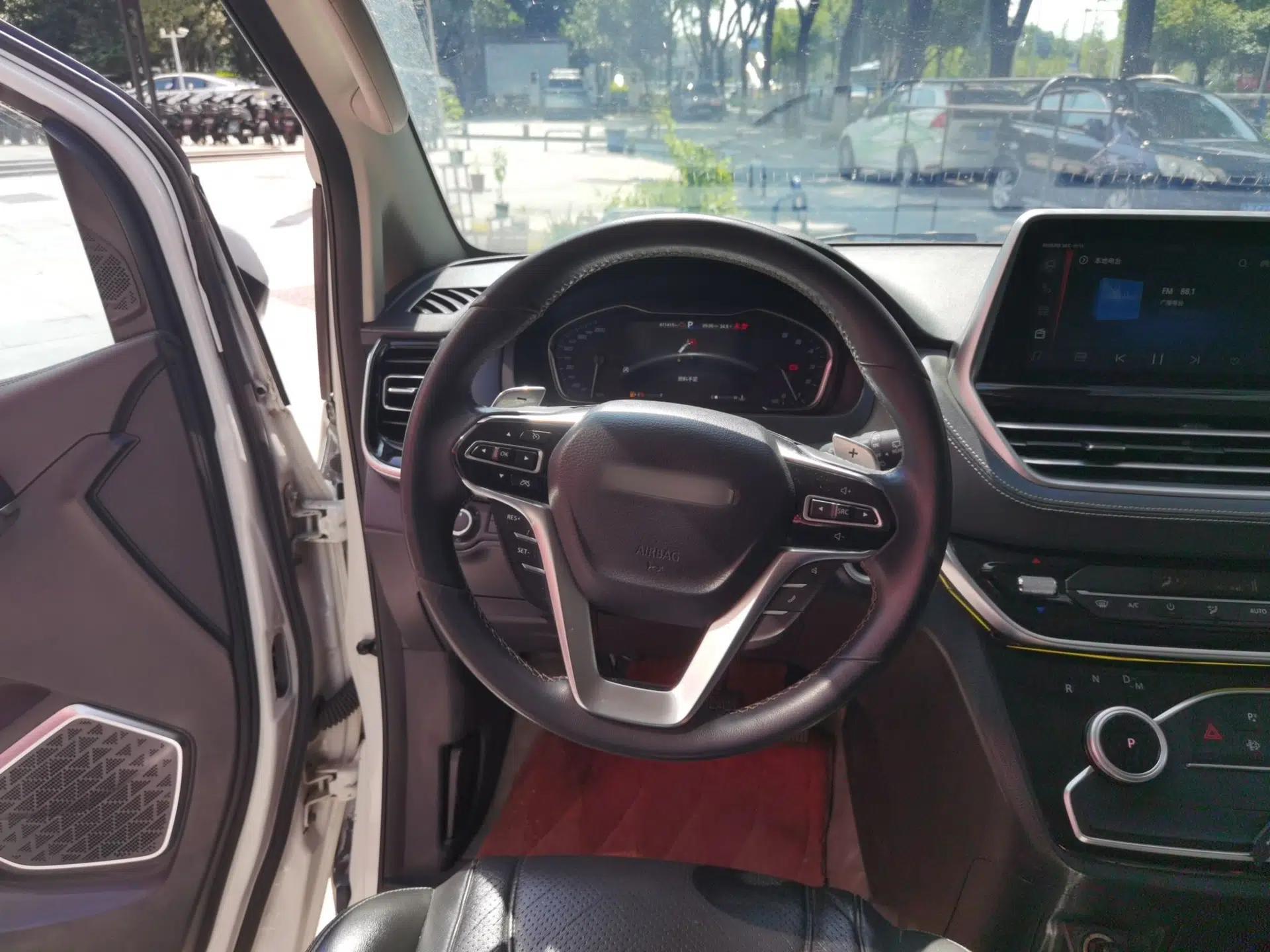 SAIC MAXUS G20 2021 PLUS 2.0T Diesel Automatic Luxury Edition — миниатюра 10