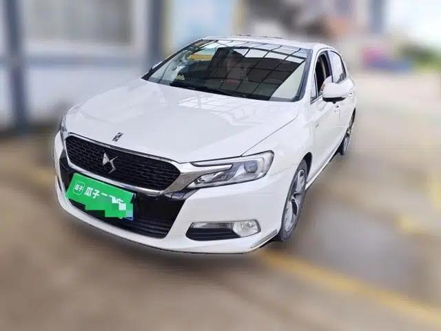 DS 5LS 2014 1.6T Elegant Version THP160