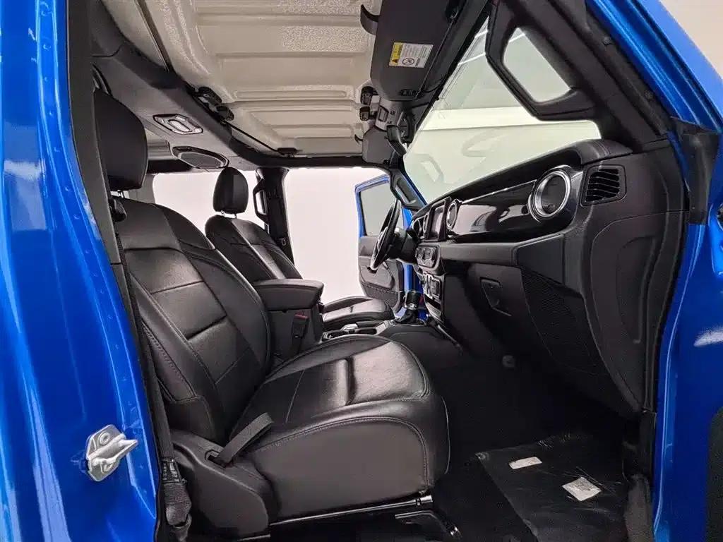 2022 Jeep Wrangler 2.0T Highland 4-Door — миниатюра 25