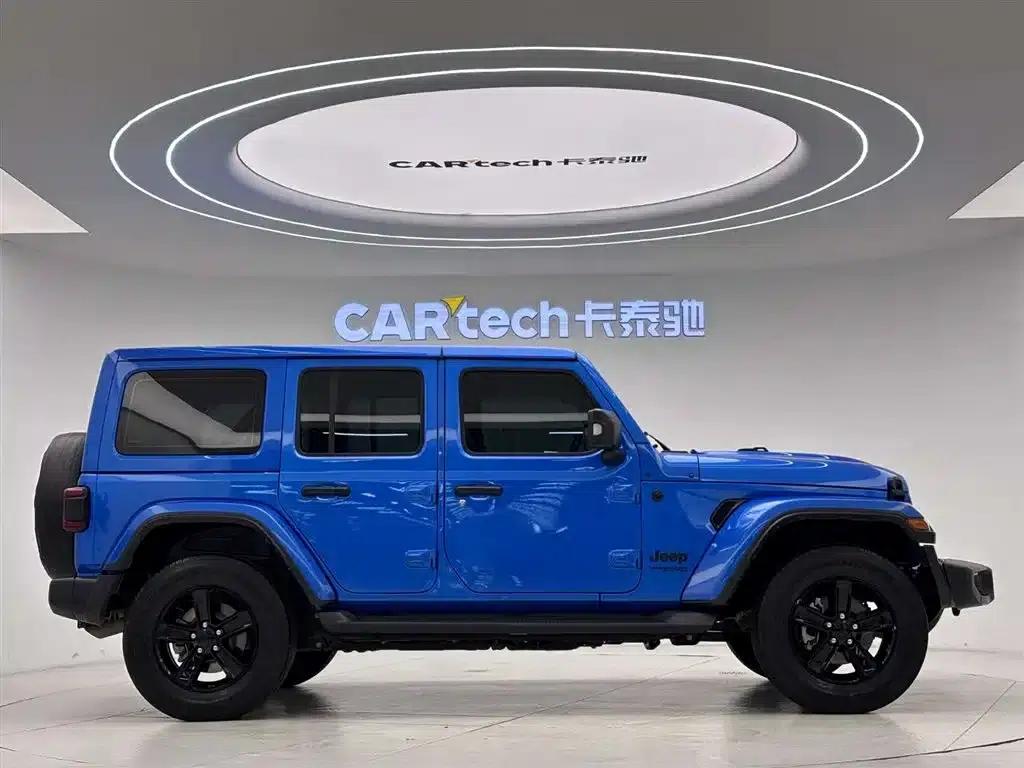2022 Jeep Wrangler 2.0T Highland 4-Door — миниатюра 10