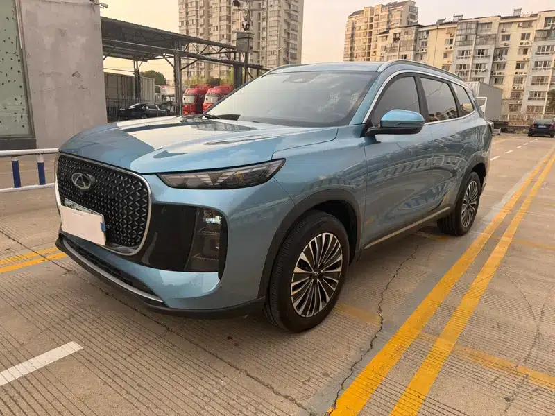 Chery Tiggo 8 PLUS C-DM 2025 1.5T Premium Edition — миниатюра 1
