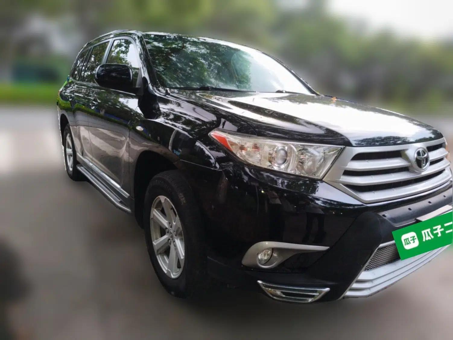 Toyota Highlander 2012 2.7L 2WD 5-Seater Elite Edition — миниатюра 3