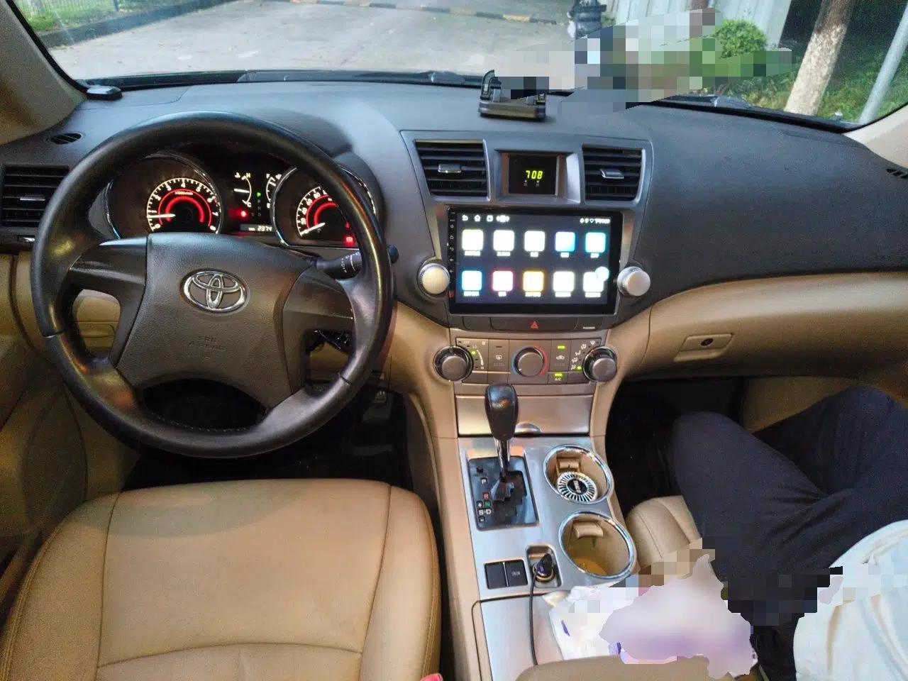 Toyota Highlander 2012 2.7L 2WD 5-Seater Elite Edition — миниатюра 9