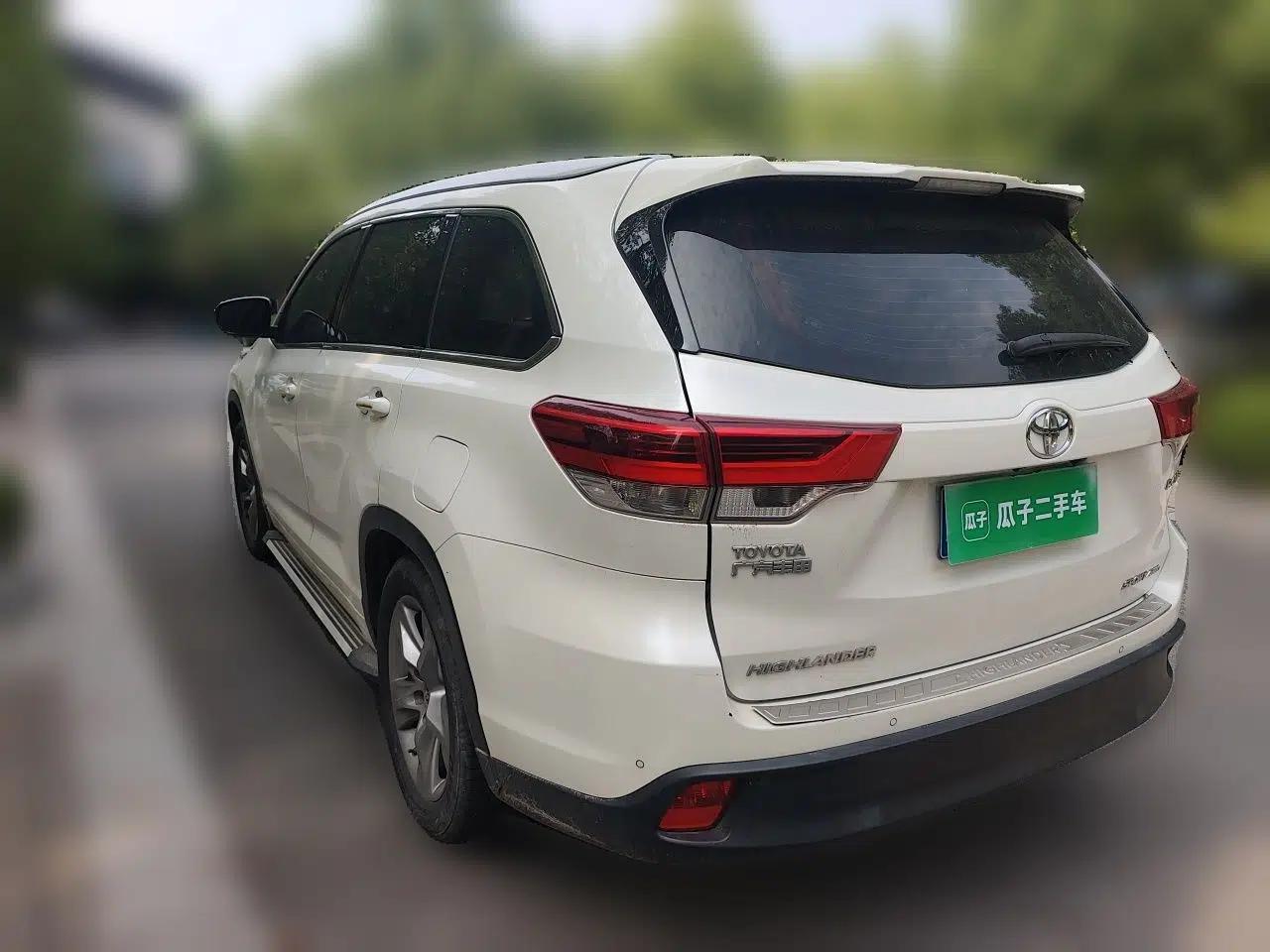 Toyota Highlander 2018 2.0T Four-Wheel Drive Luxury Version 7 Seats China VI Standard — миниатюра 4