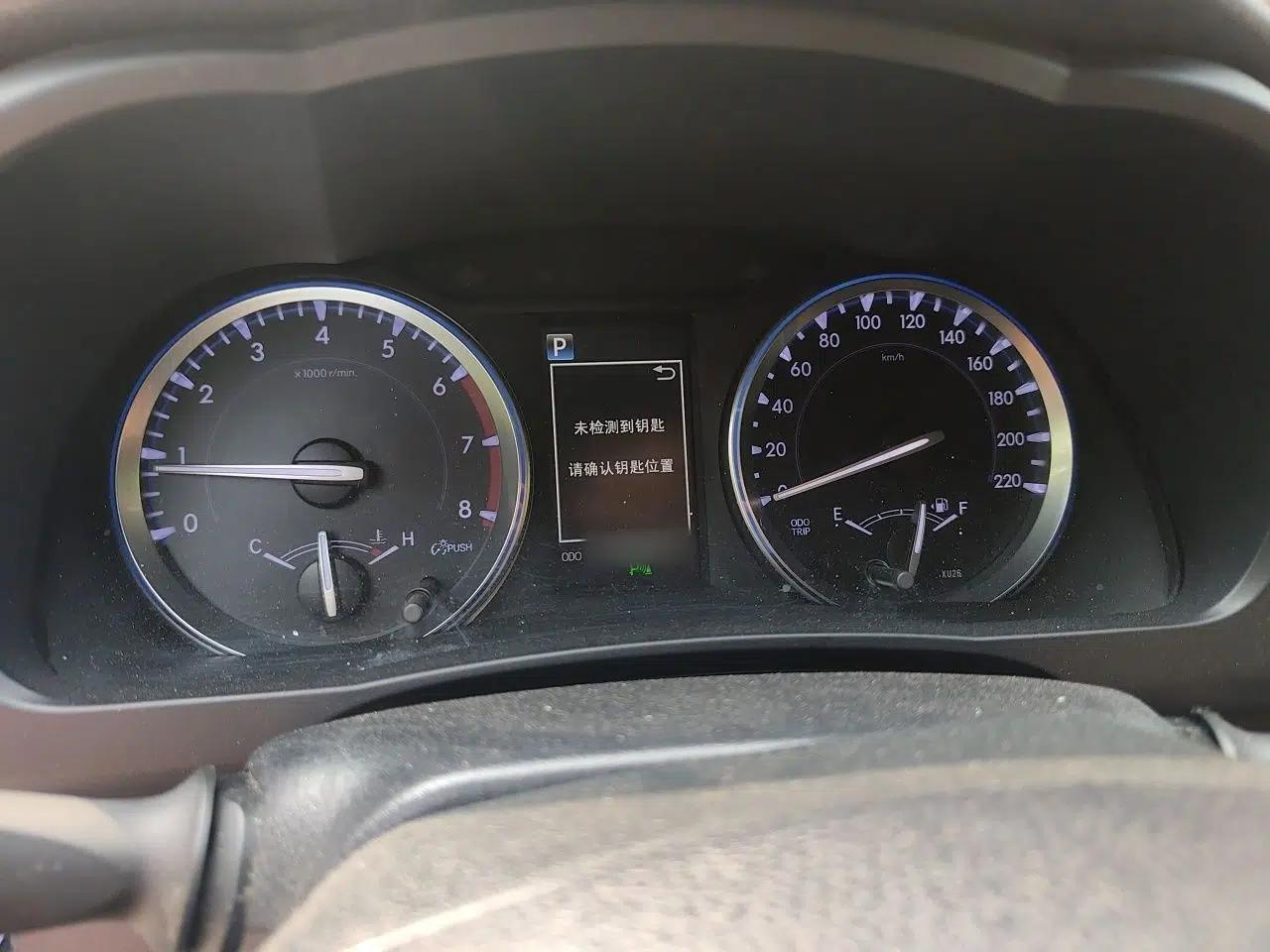 Toyota Highlander 2018 2.0T Four-Wheel Drive Luxury Version 7 Seats China VI Standard — миниатюра 10