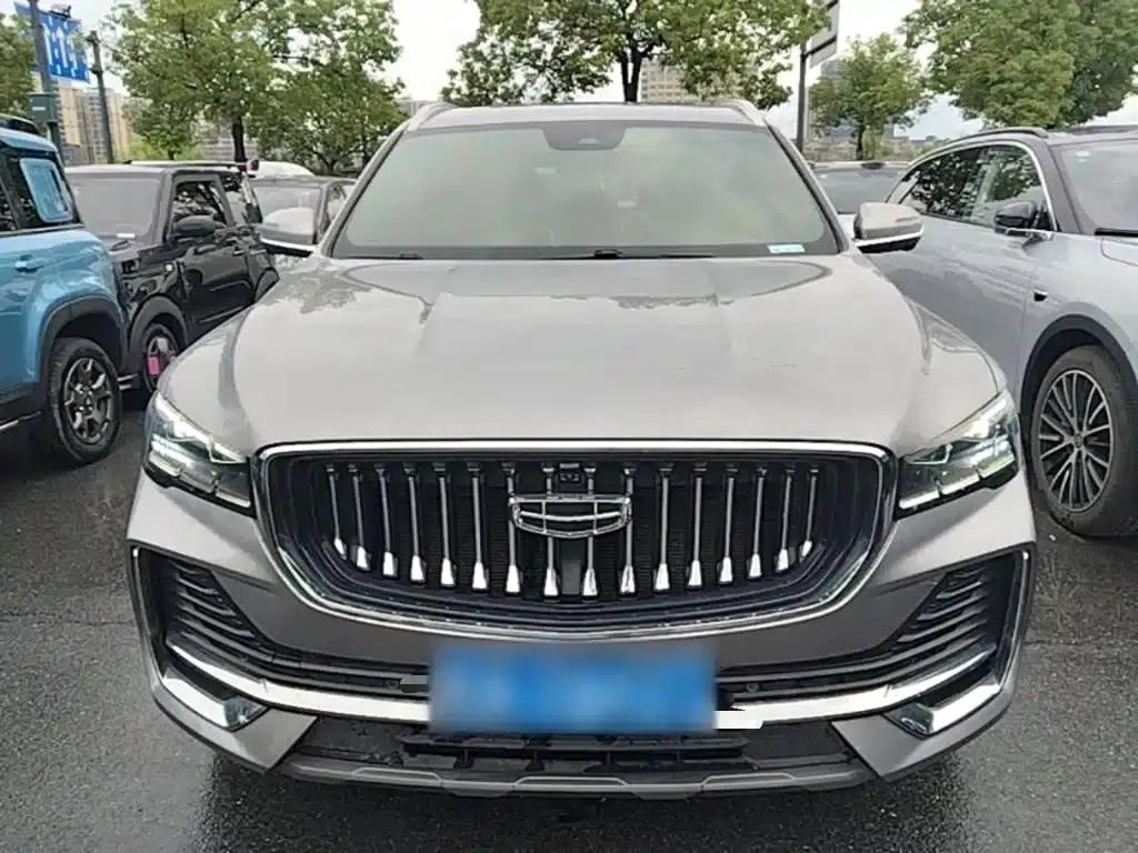 Geely Xingyue L 2023 2.0TD High-Power Automatic Two-Wheel Drive Flagship Edition — миниатюра 3