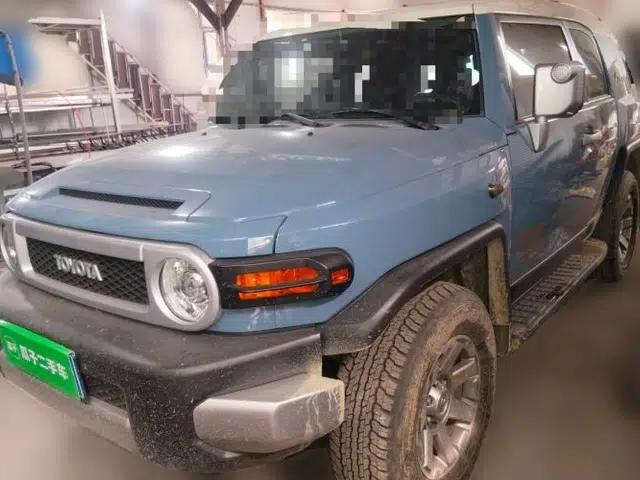 Toyota FJ Cruiser 2021 Toyota FJ Cruiser, automatic transmission, 4.0L engine, two-door, five-seater (parallel import).