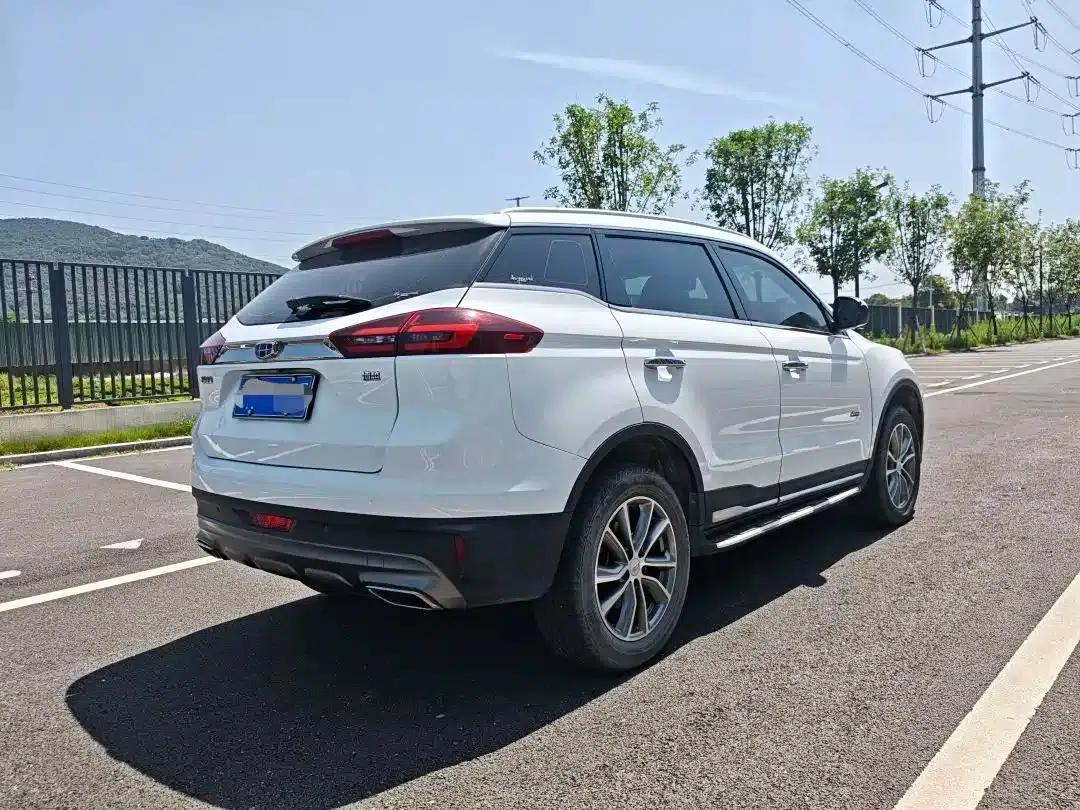 Geely Boyue 2018 1.8TD Automatic 2WD Intelligent Connected 4G Edition — миниатюра 4