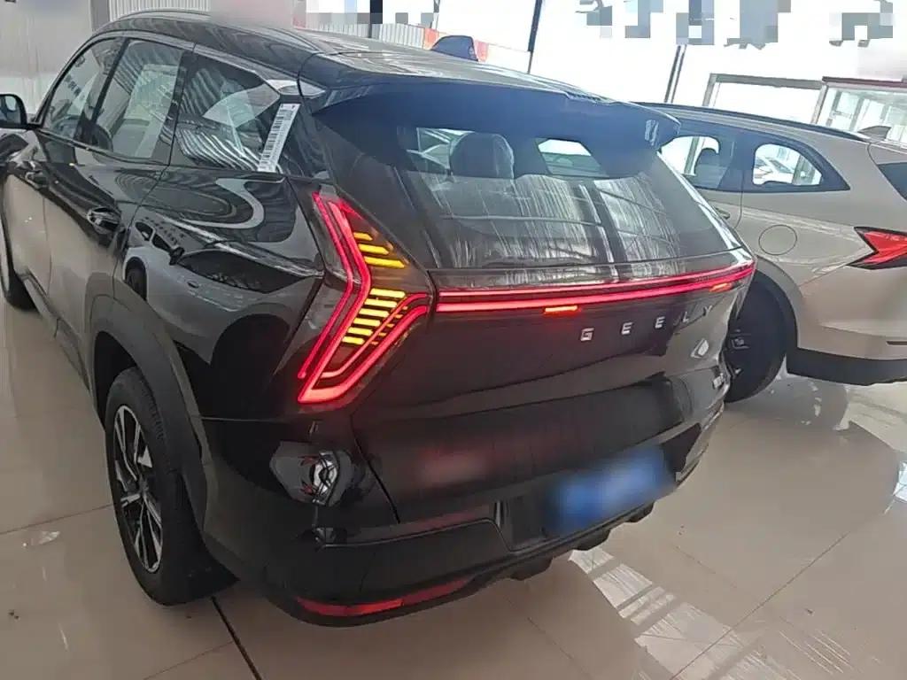 The 2025 Geely Boyue L, Fourth Generation 1.5TD DCT, is now available. — миниатюра 6