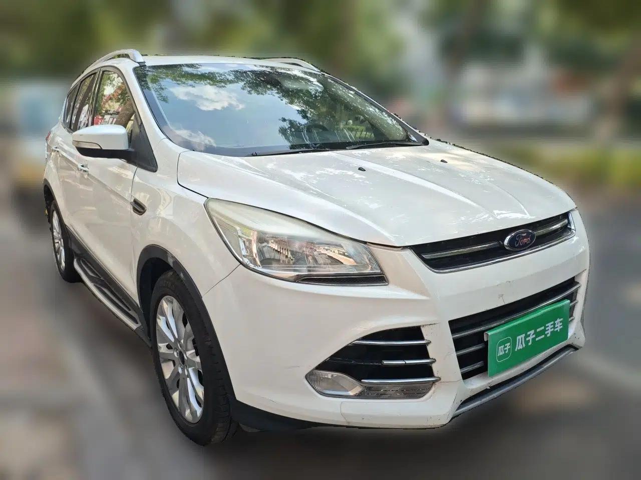 Ford Kuga 2013 1.6L GTDi 4x4 Elite Model — миниатюра 3