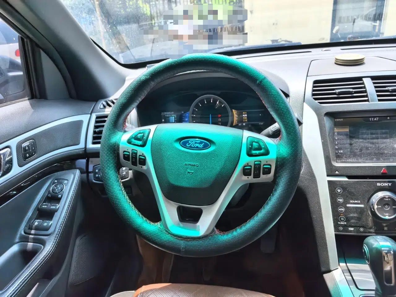Ford Explorer Explorer (Imported) 2013 3.5L Prestige Model — миниатюра 10