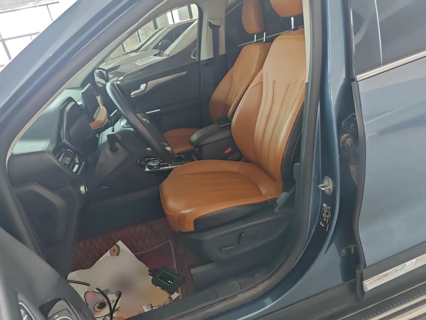 Ford Escape 2020 EcoBoost 245 Two-Wheel-Drive Titanium Edition — миниатюра 17