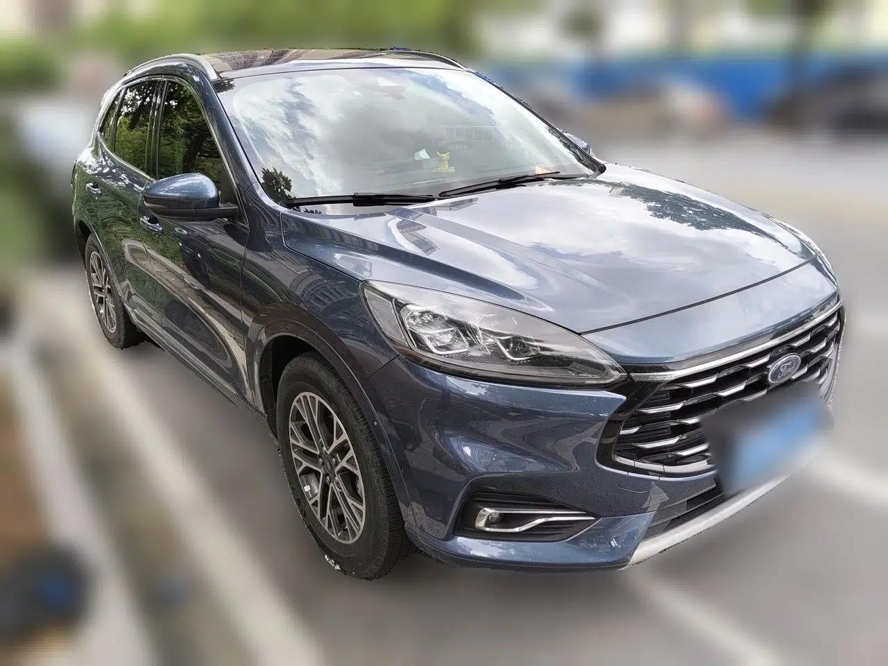 Ford Escape 2020 EcoBoost 245 Four-Wheel Drive Luxury Edition — миниатюра 3