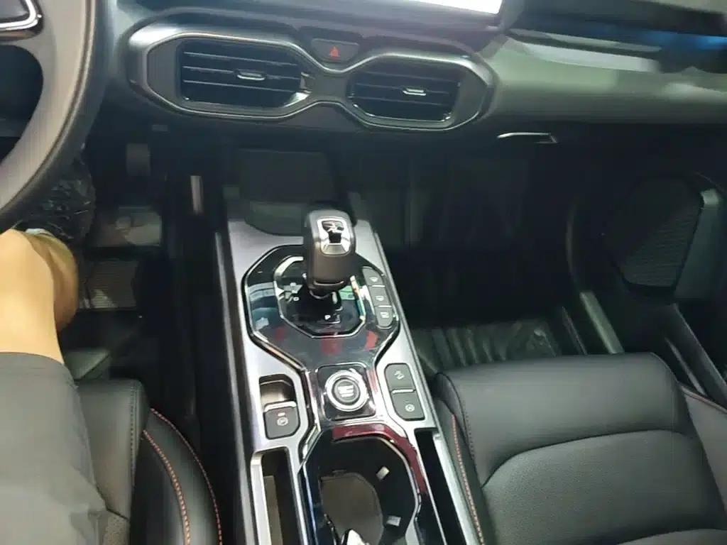 Geely Cowboy 2025 1.5TD Wild Edition — миниатюра 14