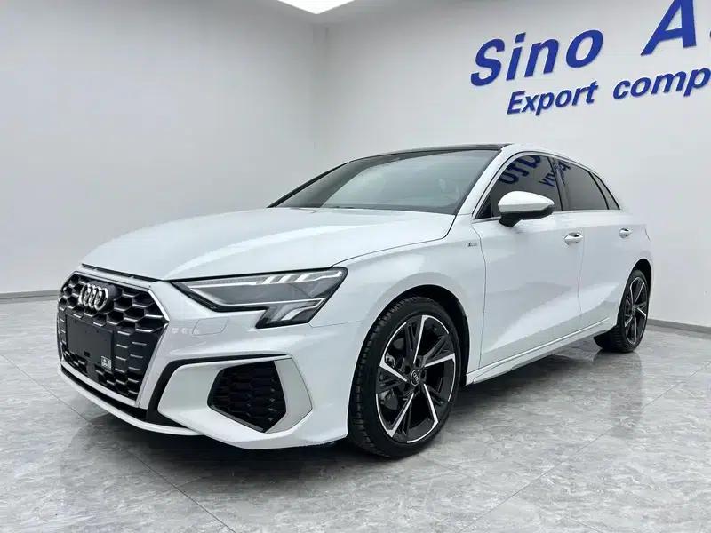 Audi A3 2022 Sportback 35 TFSI Fashion Sport — миниатюра 1