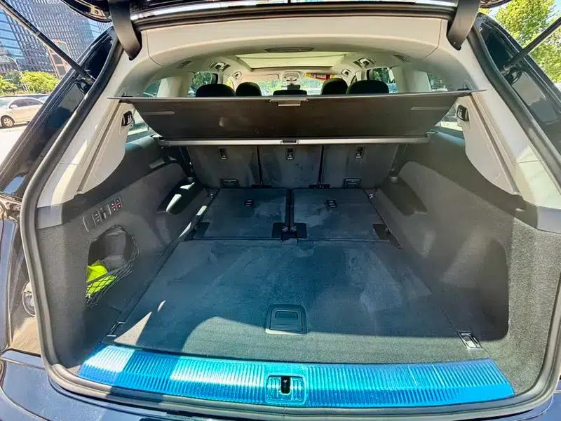 Audi Q7 2022 55 TFSI quattro S line Sport — миниатюра 14