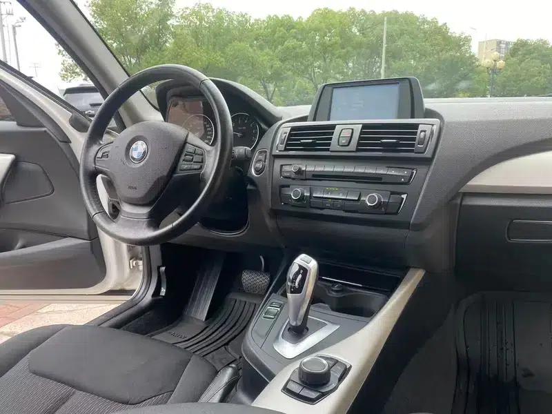 BMW 1 Series (Imported) 2013 Facelift 116i Leading Edition — миниатюра 13