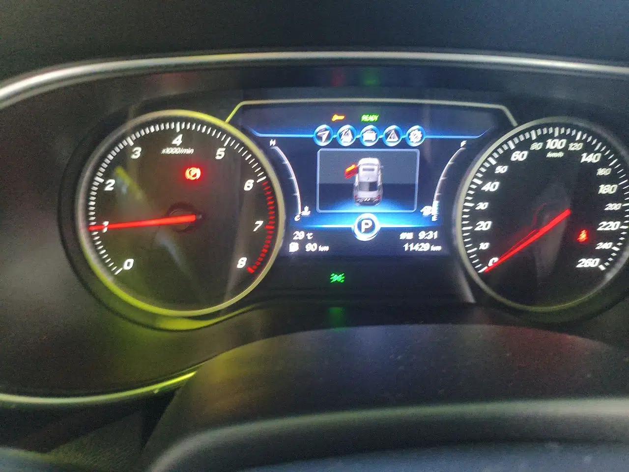 Hongqi H5 2020 1.8T Automatic Smart Connect Flagship Edition — миниатюра 12