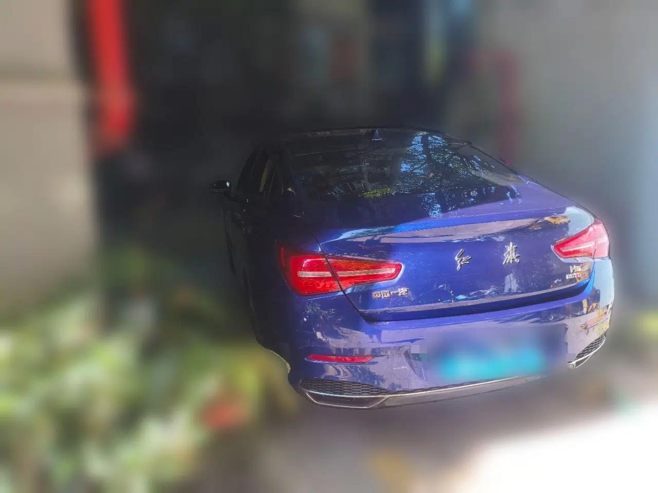 Hongqi H5 2020 1.8T Automatic Smart Connect Flagship Edition — миниатюра 4